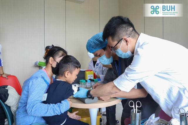 Bệnh viện Đại học Y dược Buôn Ma Thuột chúc mừng 100 em bé ra đời bằng IVF- Ảnh 6.