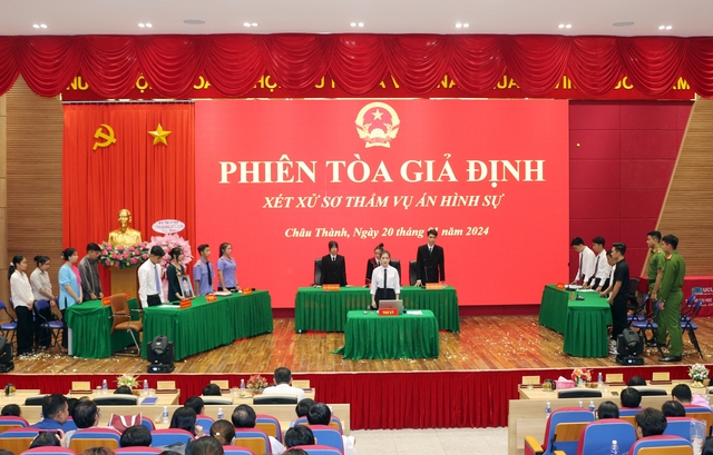 Trường ĐH Cửu Long ký kết hợp tác với TAND tỉnh Vĩnh Long- Ảnh 5.