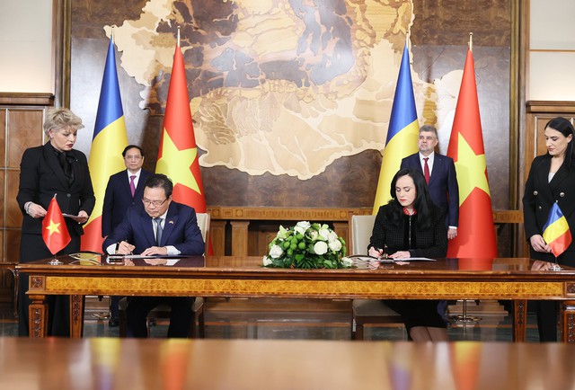 Việt Nam - Romania ký 19 văn kiện hợp tác- Ảnh 3. Việt Nam - Romania ký 19 văn kiện hợp tác- Ảnh 3.