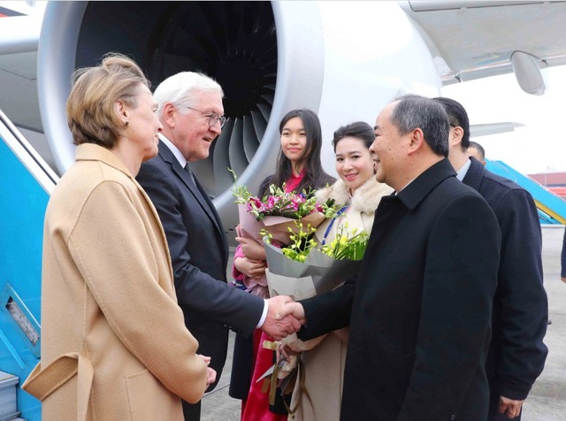 Tổng thống Đức và Phu nhân đến Hà Nội, bắt đầu thăm Việt Nam- Ảnh 1.