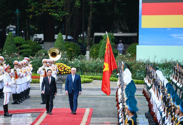 Chủ tịch nước Võ Văn Thưởng và Phu nhân đón Tổng thống Đức và Phu nhân- Ảnh 7.