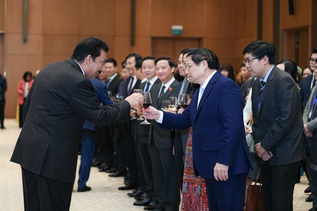 Thủ tướng Phạm Minh Chính và Phu nhân gặp mặt Đoàn Ngoại giao nhân Tết cổ truyền- Ảnh 10.