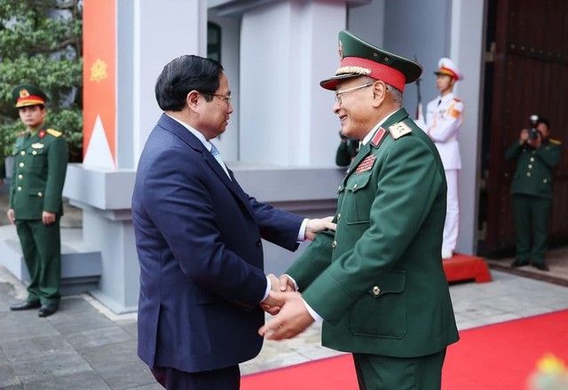 Thủ tướng Phạm Minh Chính thăm, kiểm tra sẵn sàng chiến đấu tại Tổng cục II- Ảnh 1.
