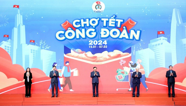 Lãnh đạo Đảng, Nhà nước, lãnh đạo Tổng LĐLĐ Việt Nam thực hiện nghi thức ra mắt Chợ Tết Công đoàn 2024 trên sàn thương mại điện tử