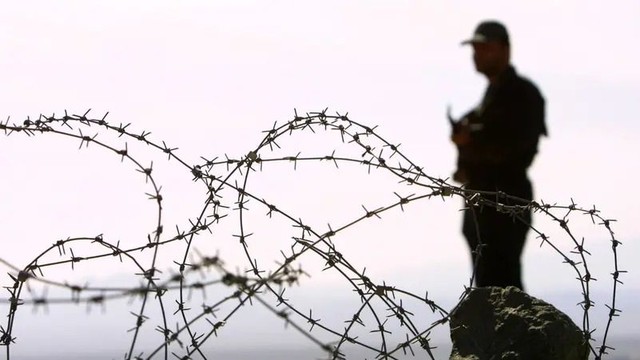 Xả súng ở biên giới Iran, 9 người Pakistan thiệt mạng- Ảnh 1.