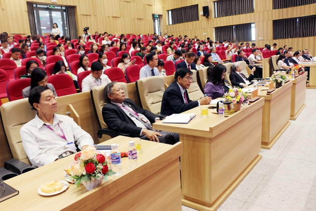 Trường ĐH Cửu Long tổ chức hội nghị quan trọng cho tất cả nhân sự của trường- Ảnh 1.