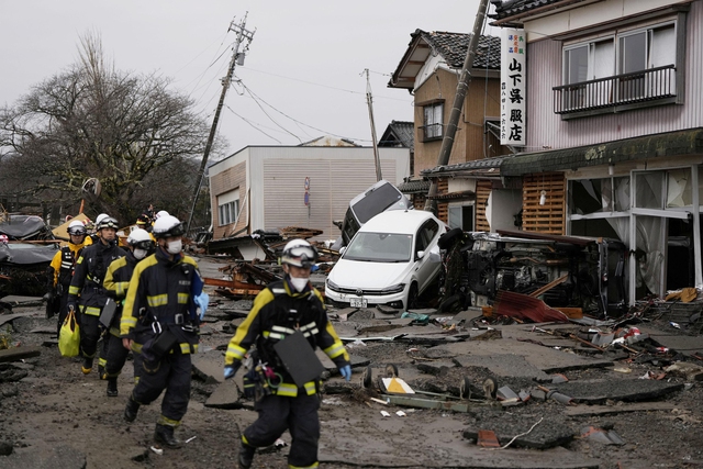 Nhật Bản chạy đua khắc phục hậu quả động đất- Ảnh 1.