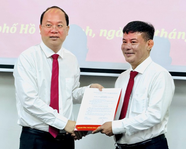 Ông Lê Kim Hiếu giữ chức Phó Bí thư Thường trực Quận ủy quận 6- Ảnh 1.