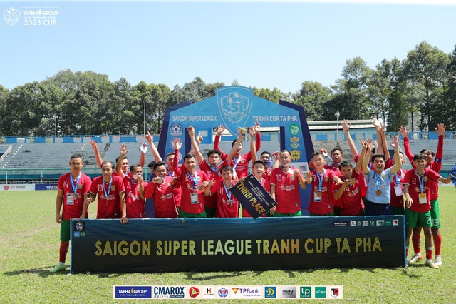 Saigon Super League 2023 quyên góp 30 xe đạp tặng học sinh nghèo ở Cần Giờ- Ảnh 1.