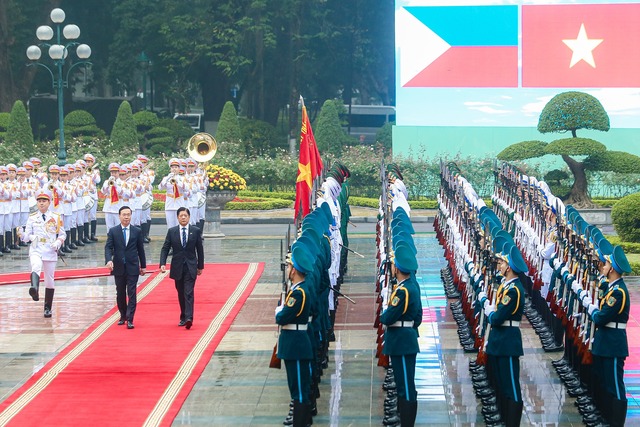 Chủ tịch nước Võ Văn Thưởng và Phu nhân đón Tổng thống Philippines và Phu nhân- Ảnh 10.