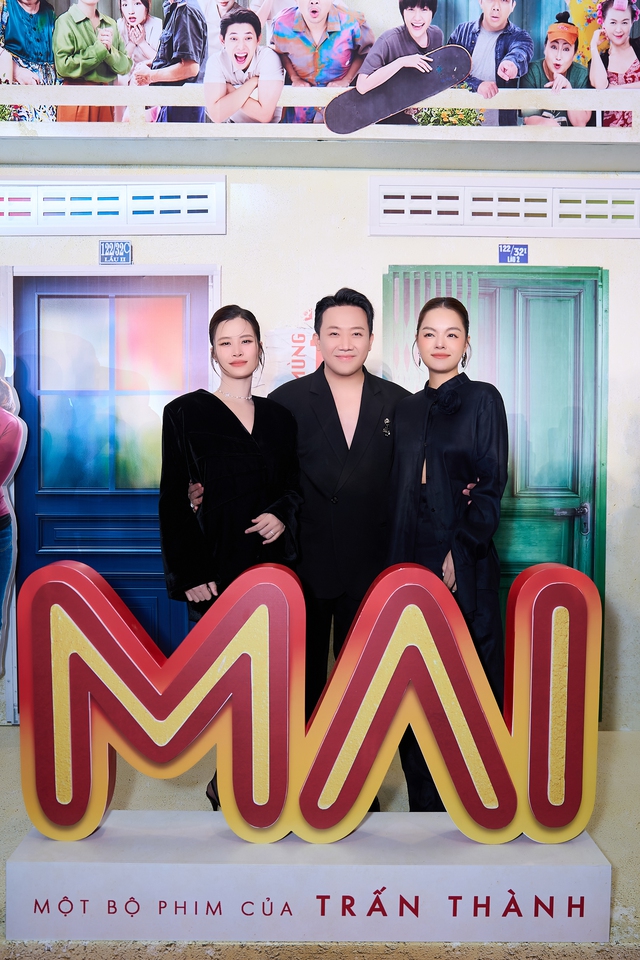 Giới showbiz Việt đến chúc mừng Trấn Thành ra mắt "Mai"- Ảnh 4.