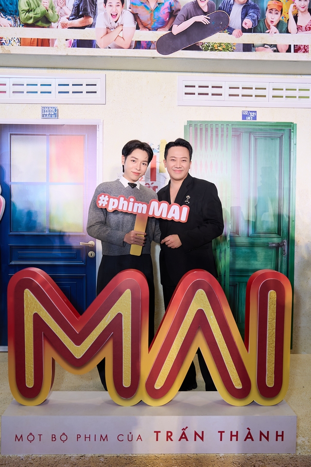 Giới showbiz Việt đến chúc mừng Trấn Thành ra mắt "Mai"- Ảnh 1.