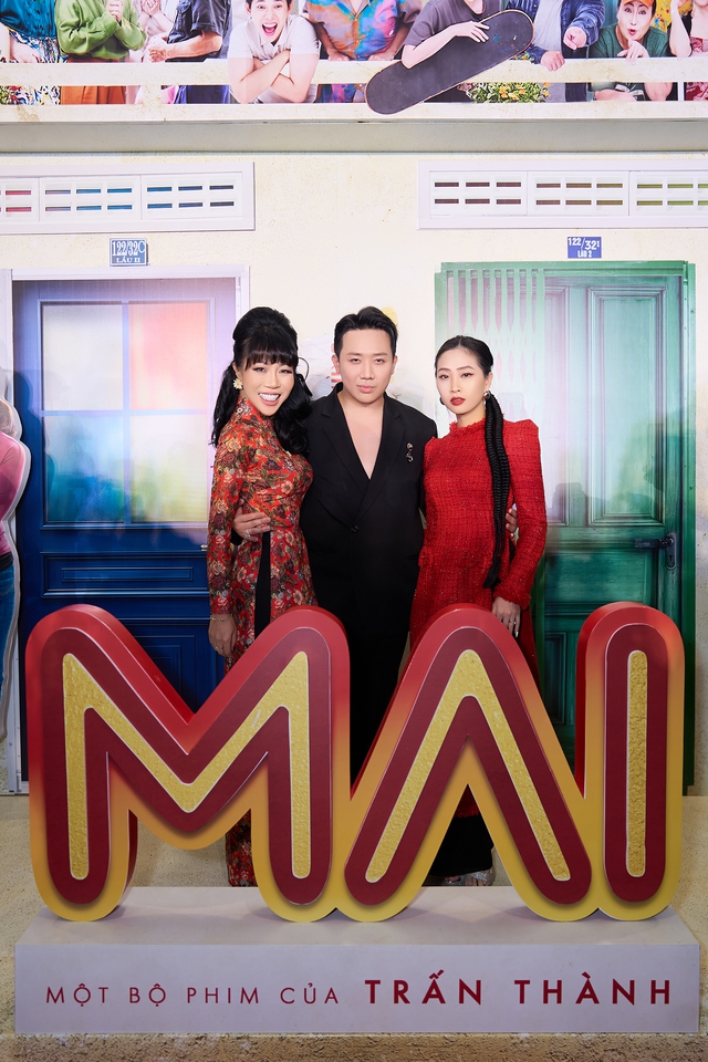 Giới showbiz Việt đến chúc mừng Trấn Thành ra mắt "Mai"- Ảnh 18.