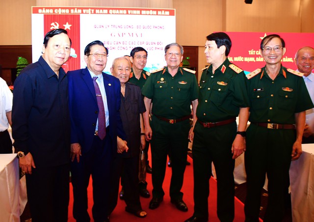 Quân ủy Trung ương - Bộ Quốc phòng gặp mặt đại biểu cán bộ cao cấp Quân đội nghỉ hưu- Ảnh 2.