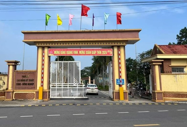 Một giáo viên dạy lái xe ở Quảng Bình vi phạm nồng đồ cồn bị phạt 35 triệu đồng- Ảnh 1.