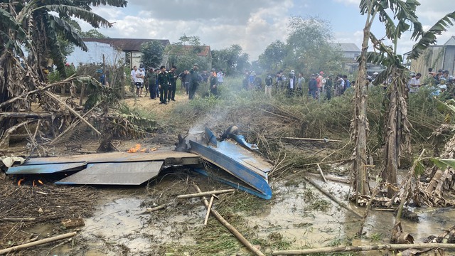 Nhân chứng kể lúc máy bay rơi ở Quảng Nam: Tiếng nổ vang trời, mảnh vỡ vương vãi- Ảnh 14.
