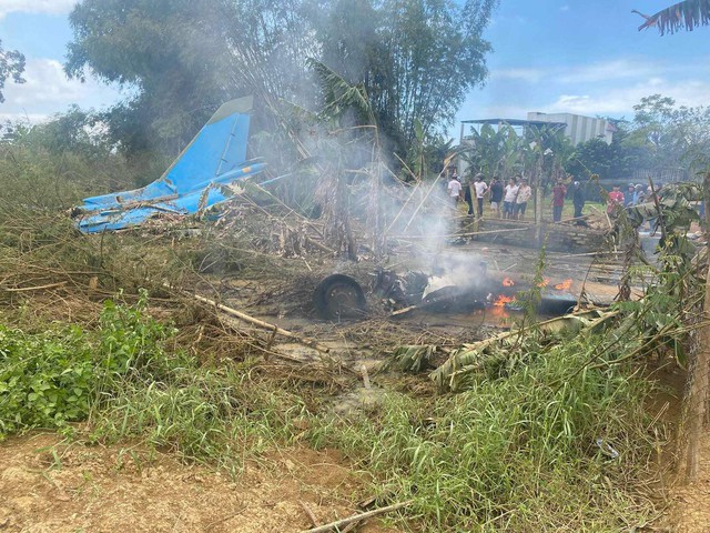 Máy bay quân sự rơi ở Quảng Nam gây tiếng nổ lớn- Ảnh 1.