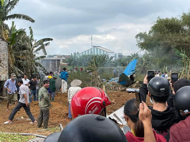 Máy bay quân sự rơi ở Quảng Nam gây tiếng nổ lớn- Ảnh 7.