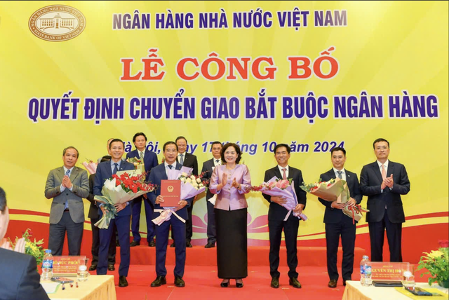 Ngân hàng CB, Oceanbank chuyển giao về Vietcombank, MB, quyền lợi của khách hàng có bị ảnh hưởng?- Ảnh 1.