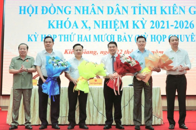 Ông Lê Trung Hồ làm Phó Chủ tịch UBND tỉnh Kiên Giang- Ảnh 1.