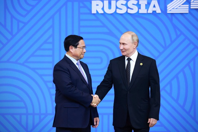 Tổng thống Nga Putin đón Thủ tướng Phạm Minh Chính dự Hội nghị BRICS mở rộng- Ảnh 1.