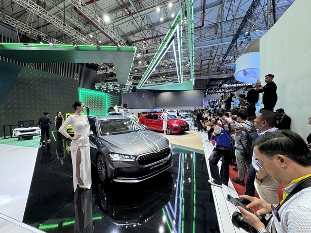 Ô tô Trung Quốc chiếm sóng triển lãm Vietnam Motor Show 2024- Ảnh 3.