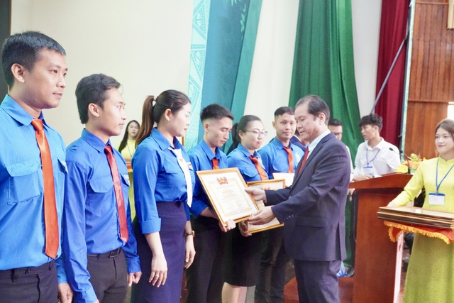 Tuyên dương thanh niên tiêu biểu ngành cao su làm theo lời Bác- Ảnh 3.