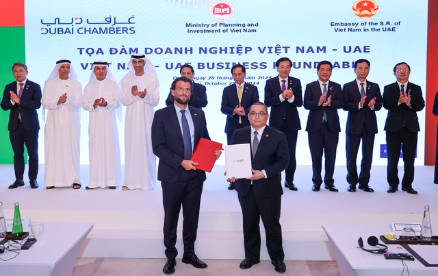 Doanh nghiệp Việt Nam - UAE trao 10 văn kiện hợp tác- Ảnh 5.