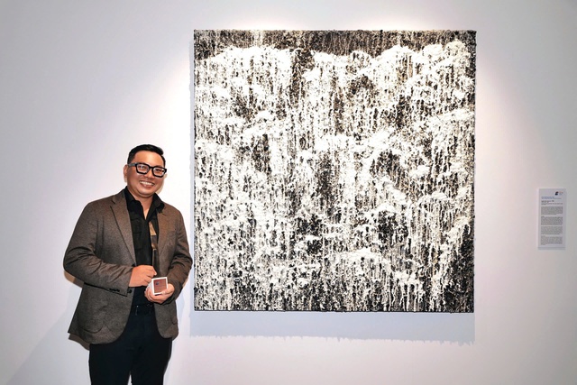 Nghệ sĩ Nguyễn Việt Cường_Giải thưởng UOB Painting of the Year