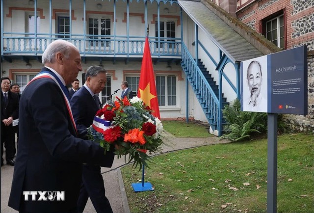 Khánh thành Biển kỷ niệm mang tên Chủ tịch Hồ Chí Minh tại TP Sainte-Adresse- Ảnh 3.