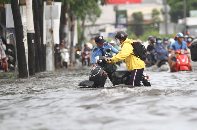 Báo in ngày 9-10: Dấu mốc quan trọng hợp tác 
Việt Nam – Pháp- Ảnh 3.