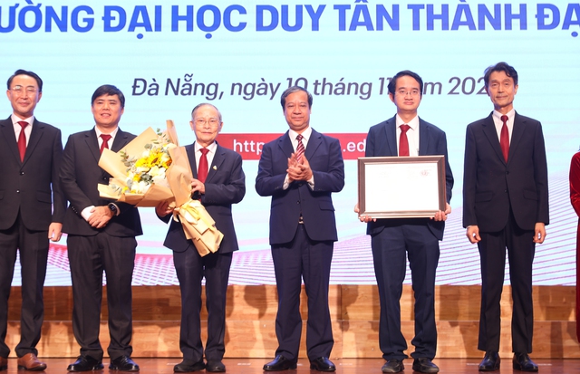 Trường ĐH Duy Tân chính thức thành ĐH Duy Tân- Ảnh 2.