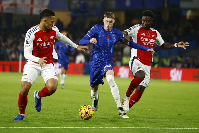 Chelsea và Arsenal hòa thót tim đại chiến, hài lòng Top 4 Ngoại hạng- Ảnh 2.