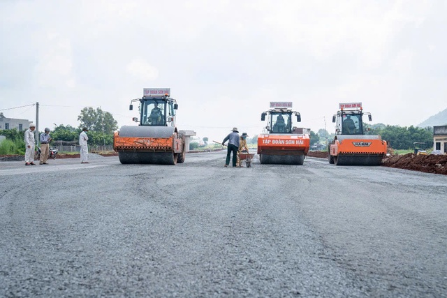 Cao tốc Biên Hòa - Vũng Tàu vào cao điểm thi công - Ảnh 4.