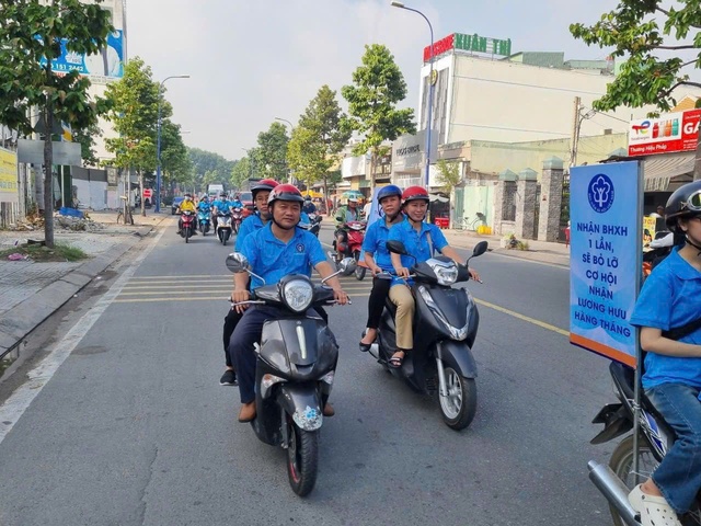 Phấn đấu đạt 15.000 người tham gia BHXH tự nguyện- Ảnh 2. Phấn đấu đạt 15.000 người tham gia BHXH tự nguyện- Ảnh 2.
