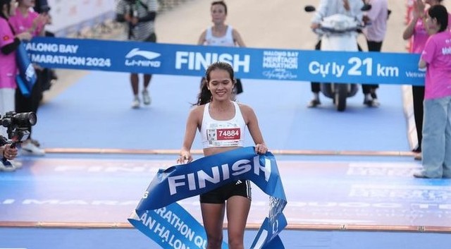 Hồng Lệ, Nguyên Thanh vô địch nữ, nam Giải chạy Marathon Quốc Tế Di sản Hạ Long 2024- Ảnh 3.