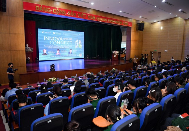 Tháng 9-2024, Hội thảo InnovaConnect với chủ đề “Phòng chống tác hại của thuốc lá mới: Bằng chứng khoa học và kinh nghiệm tại Việt Nam và trên thế giới” tổ chức bởi Quỹ VinFuture, phối hợp với Trường Đại học Y tế công cộng đã thu hút sự tham gia của gần 500 khách mời, gồm các chuyên gia hàng đầu trong và ngoài nước