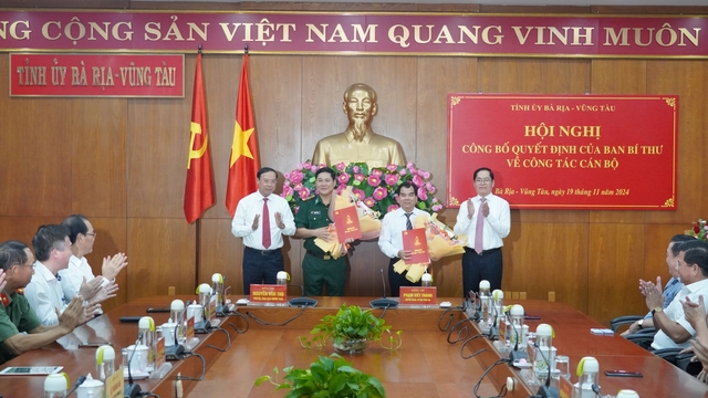 Bà Rịa - Vũng Tàu công bố quyết định của Ban Bí thư Trung ương Đảng về công tác cán bộ- Ảnh 1.