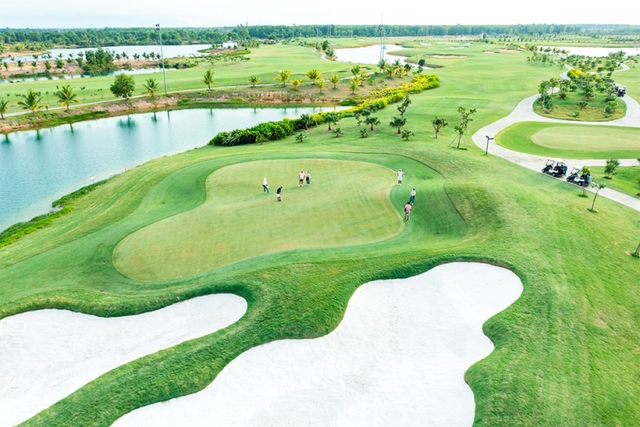 Giải Golf hữu nghị Long An - Hàn Quốc thu hút 140 golfer tham gia- Ảnh 1.