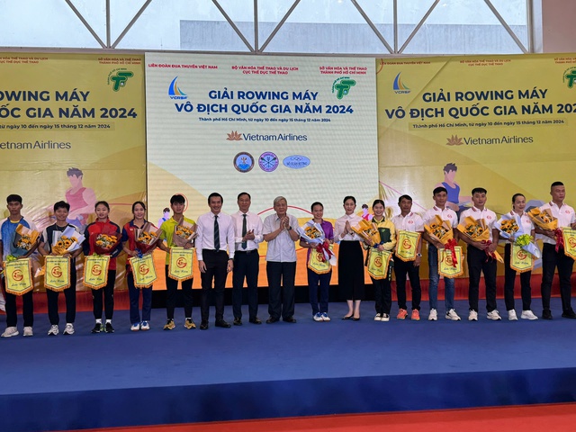 Hấp dẫn Giải Vô địch đua rowing máy quốc gia 2024- Ảnh 1.