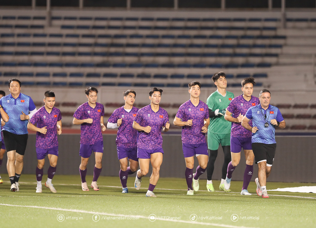 HLV Kim Sang-sik: Tuyển Việt Nam không phân cầu thủ đá chính hay dự bị- Ảnh 3.