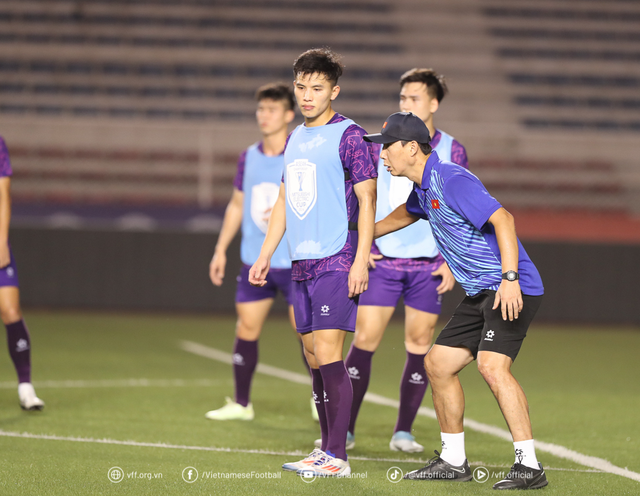 HLV Kim Sang-sik: Tuyển Việt Nam không phân cầu thủ đá chính hay dự bị- Ảnh 4.