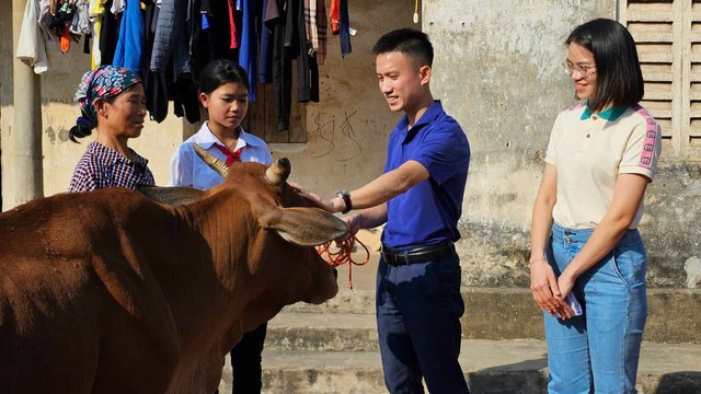 Cuộc thi viết “LÒNG TỐT QUANH TA”: Kiến trúc sư xây ước mơ thoát nghèo- Ảnh 3.