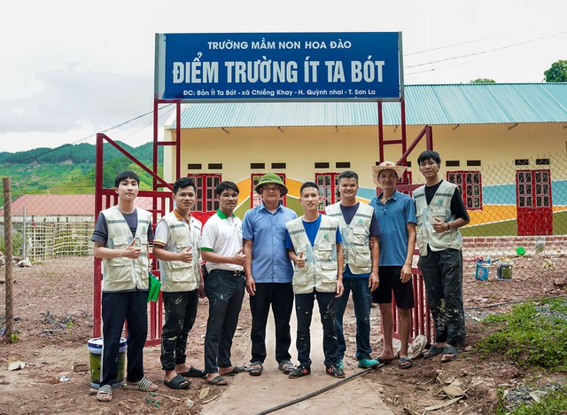 Cuộc thi viết “LÒNG TỐT QUANH TA”: Kiến trúc sư xây ước mơ thoát nghèo- Ảnh 1.