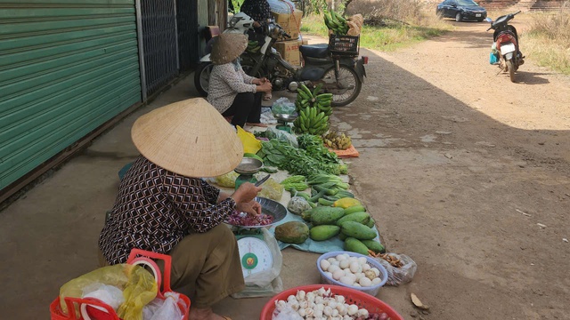 Hình ảnh chợ Đồng Tâm đưa vào sử dụng 20 năm "không bóng người"- Ảnh 5.