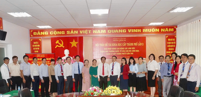 Nâng cao năng lực làm việc trong môi trường quốc tế của cán bộ lãnh đạo ở Cần Thơ- Ảnh 3. Nâng cao năng lực làm việc trong môi trường quốc tế của cán bộ lãnh đạo ở Cần Thơ- Ảnh 3.