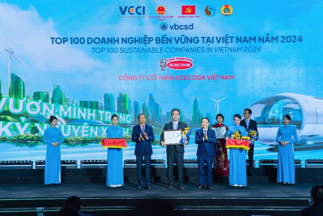 Acecook Việt Nam thăng hạng đột phá tại bảng xếp hạng Top 100 doanh nghiệp phát triển bền vững- Ảnh 1.