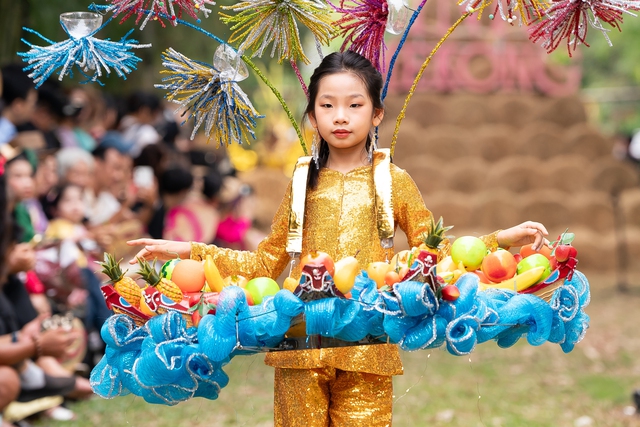 Thú vị những bộ cánh đậm văn hóa, đặc sản các tỉnh miền Tây Nam Bộ- Ảnh 8.