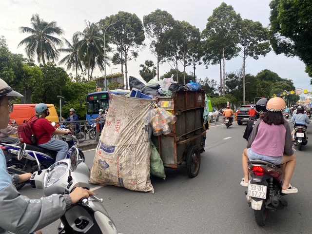 Đáp số cho rác thải: Ám ảnh xe "nhiều không"- Ảnh 2.