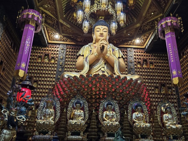 Độc đáo ngôi chùa có hơn 10.000 tượng Phật ở TP HCM- Ảnh 11.